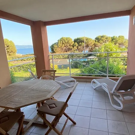 Appartamento Vaiana Avec Piscine En Bord De