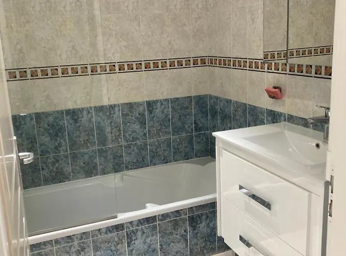 Vaiana Avec Piscine En Bord De Appartement Ajaccio (Corsica)