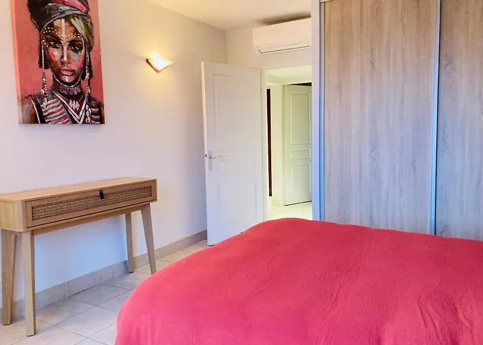 Lägenhet Vaiana Avec Piscine En Bord De *