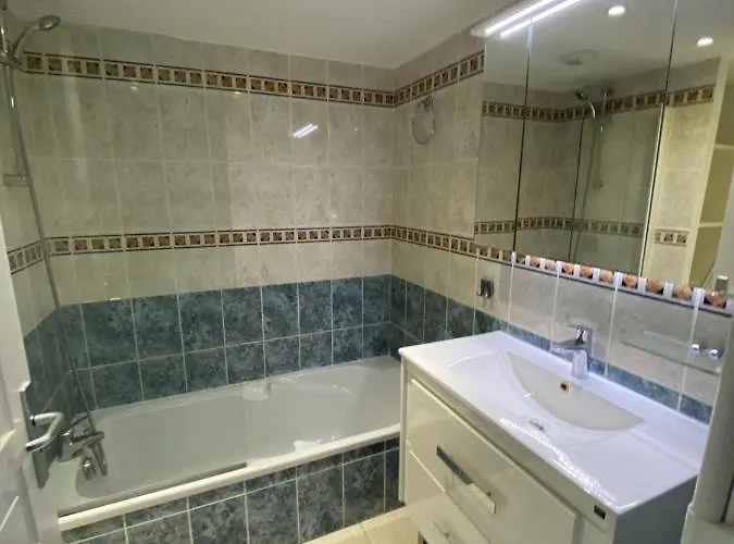 Vaiana Avec Piscine En Bord De Appartement